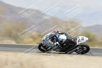 media/Apr-20-2025-CVMA (Sun) [[39090e8767]]/Race 9-Formula LW Twins Shootout/